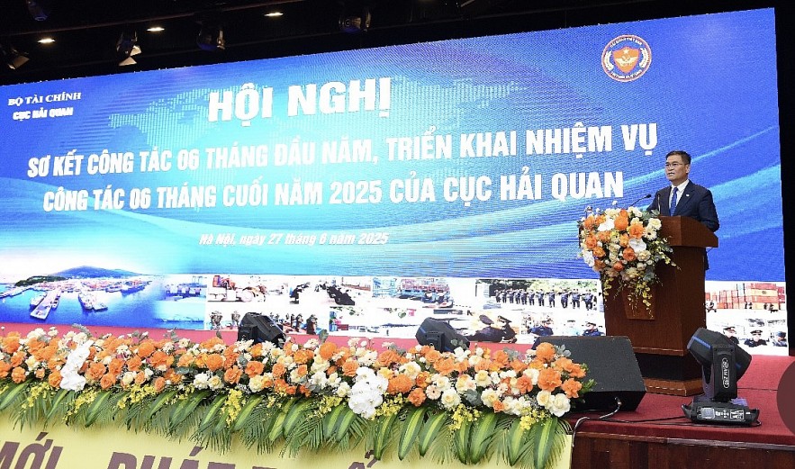 Hải quan thực hiện hiệu quả các nghị quyết "Bộ Tứ chiến lược", thu ngân sách