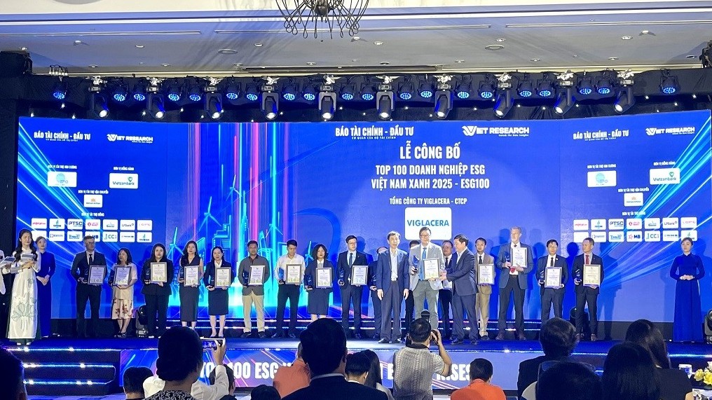 Gần 200 doanh nghiệp tiêu biểu được vinh danh trong đổi mới sáng tạo và thực hành ESG