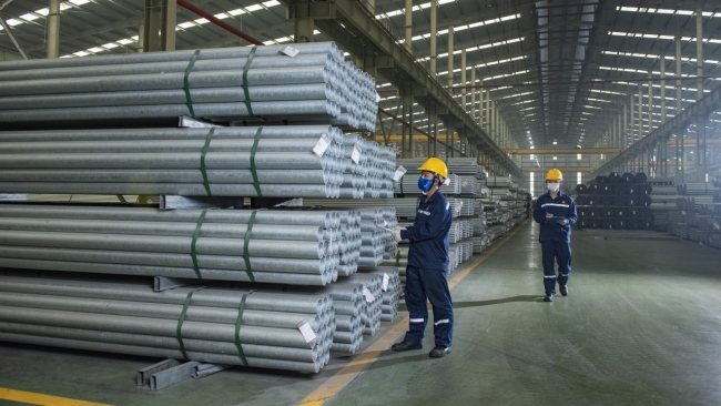 Ngày 28/6: Giá thép trên sàn Thượng Hải giảm, quặng sắt tăng