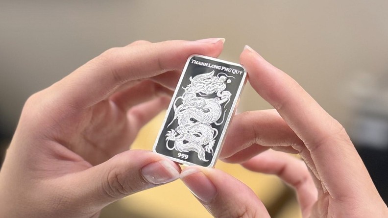 Ngày 29/6: Giá bạc trong nước và thế giới tiếp đà lao dốc