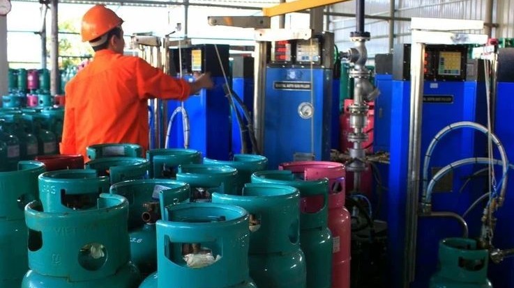 Giá gas bán lẻ trong nước tháng 7 tiếp tục giảm