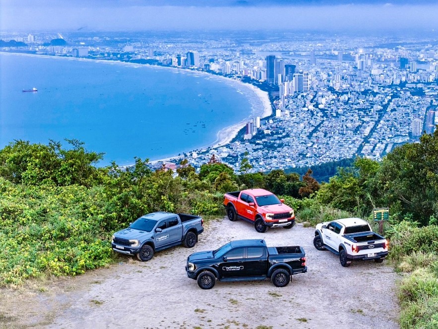 Ford Việt Nam tặng 100% lệ phí trước bạ và các phần quà hấp dẫn