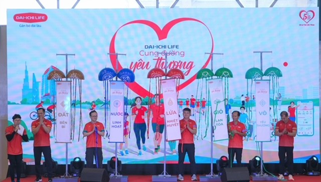 Phát động chương trình “Dai-ichi Life - Cung đường yêu thương 2025” mùa thứ 5