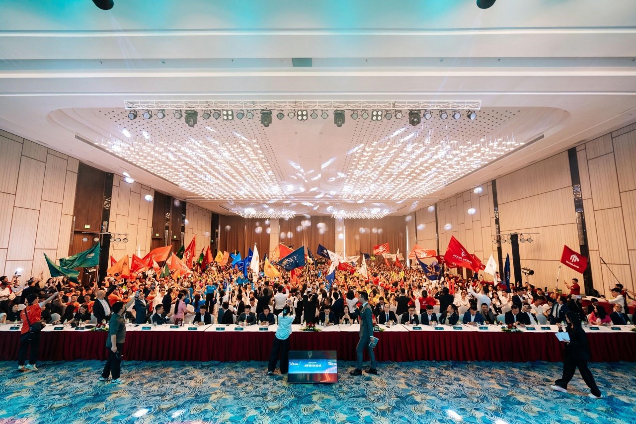 Bùng nổ lễ ra quân quần thể Sun Elite City bên bờ vịnh Hạ Long