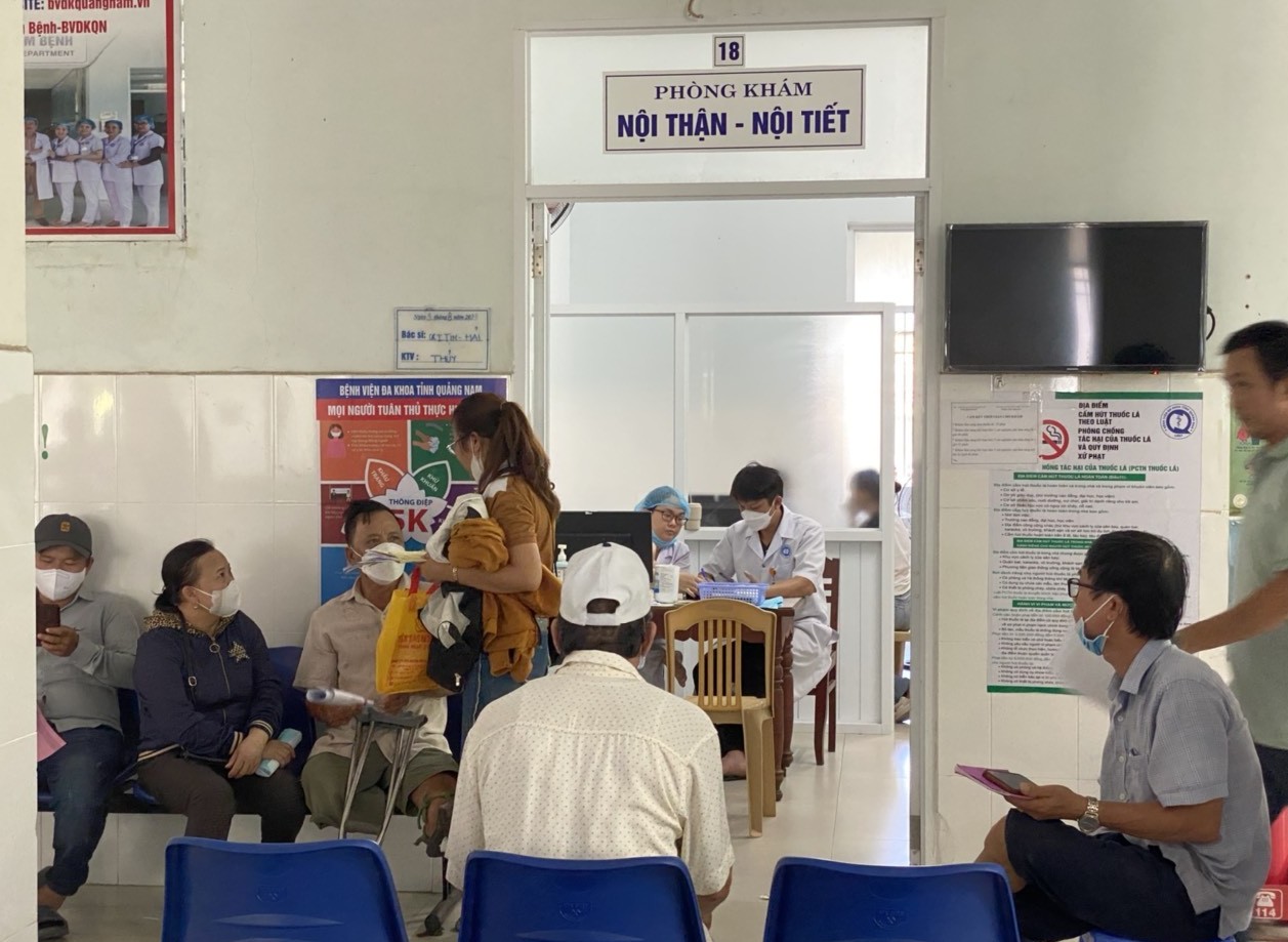 Hiểu thế nào cho đúng về mức hưởng 100% chi phí khám, chữa bệnh bảo hiểm y tế?