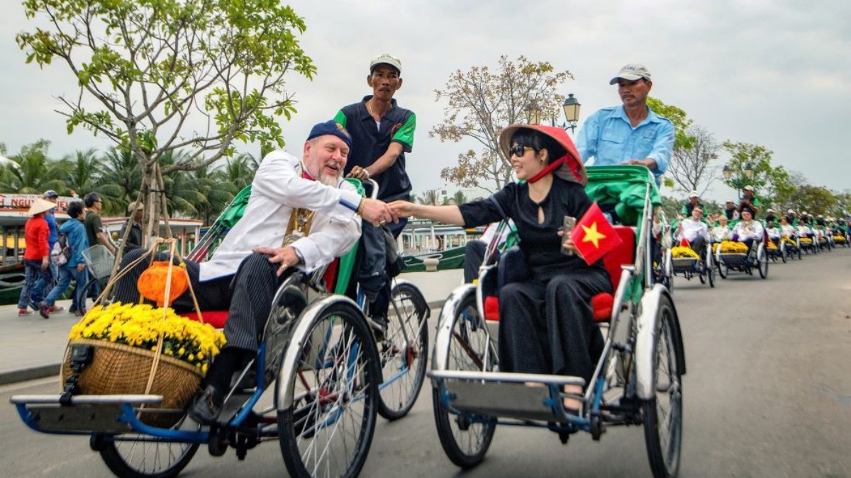 Tổng thu từ khách du lịch 6 tháng đầu năm 2025 ước khoảng 518.000 tỷ đồng