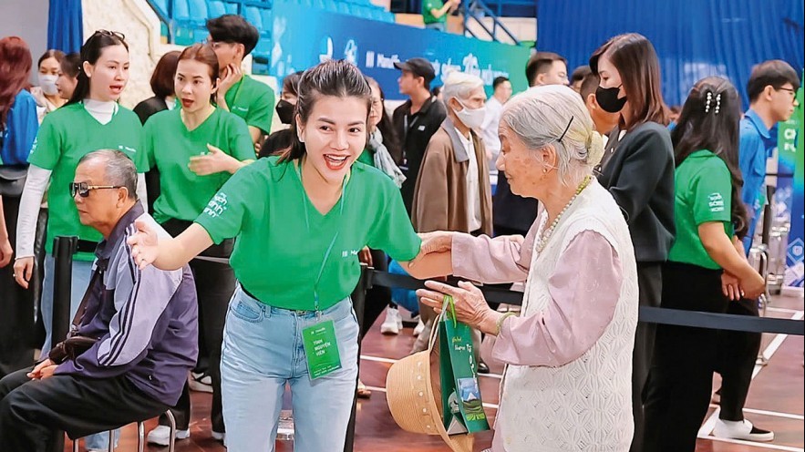 Doanh nghiệp bảo hiểm nỗ lực vì cộng đồng phát triển bền vững