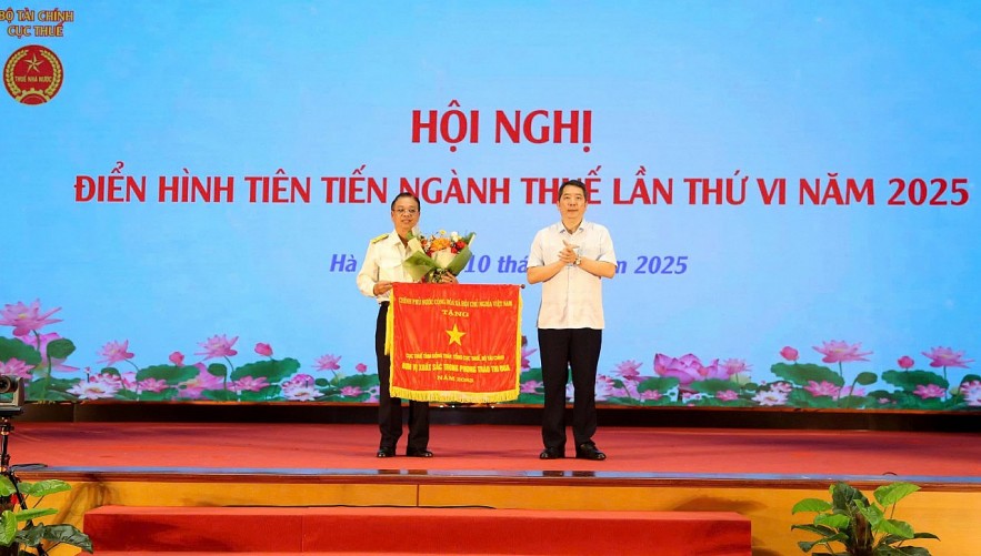 Ngành Thuế thi đua tạo sức mạnh đại đoàn kết vượt qua mọi khó khăn, thử thách