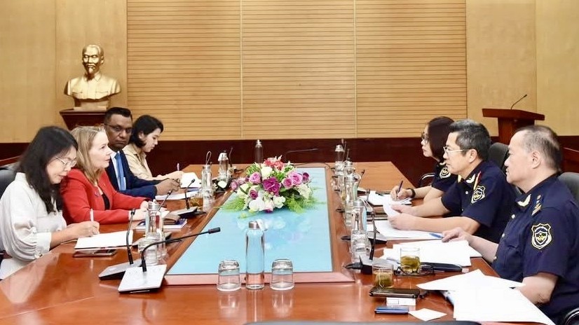 Hải quan tiếp tục tăng cường hợp tác với Tập đoàn Intel