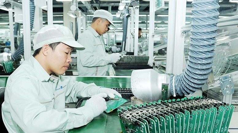 Chốt đề xuất tăng lương tối thiểu vùng 7,2% từ 1/1/2026