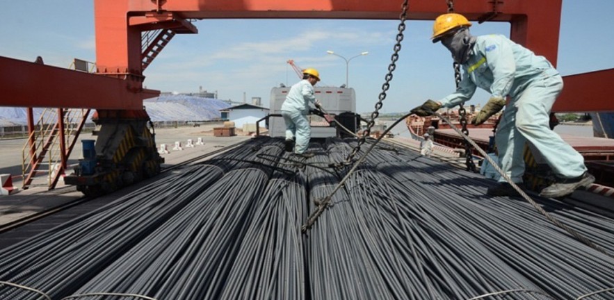 Ngày 13/7: Giá thép và quặng sắt kết thúc một tuần tăng mạnh