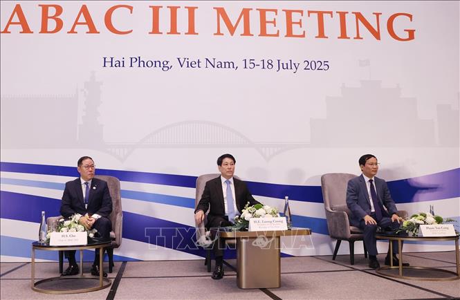 Chủ tịch nước Lương Cường: Những sáng kiến từ ABAC là động lực cho sự phát triển bền vững của khu vực Chú thích ảnh