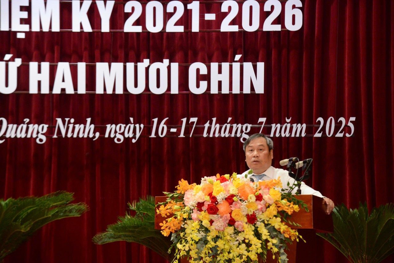 Quảng Ninh thúc đẩy mạnh mẽ các động lực tăng trưởng mới Quảng Ninh thúc đẩy mạnh mẽ các động lực tăng trưởng mới