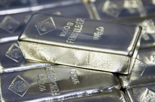 Ngày 18/7: Giá bạc trong nước tiếp tục giảm dù thế giới duy trì đà tăng