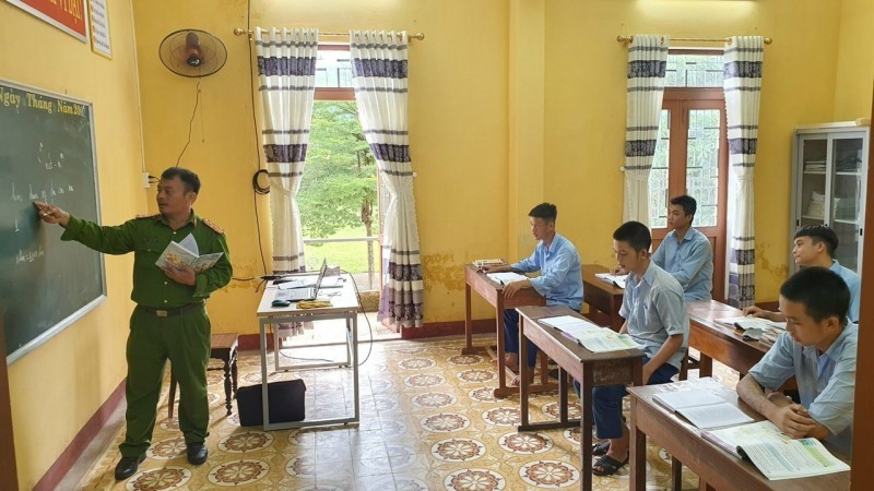 Bộ Tài chính phân công nhiệm vụ triển khai thi hành Luật Tư pháp người chưa thành niên Bộ Tài chính phân công nhiệm vụ triển khai thi hành Luật Tư pháp người chưa thành niên