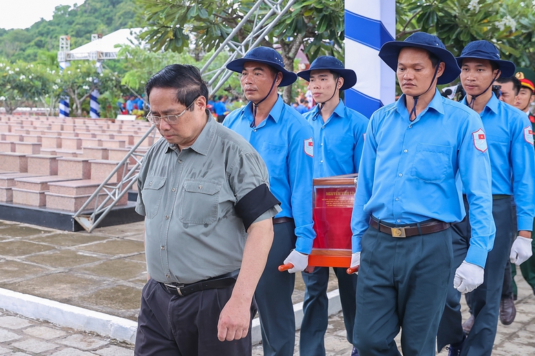 Thủ tướng: 'Tiếp tục làm hết sức mình để không một liệt sĩ nào bị lãng quên'- Ảnh 4.