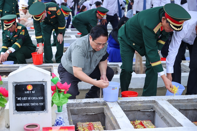 Thủ tướng: 'Tiếp tục làm hết sức mình để không một liệt sĩ nào bị lãng quên'- Ảnh 5.