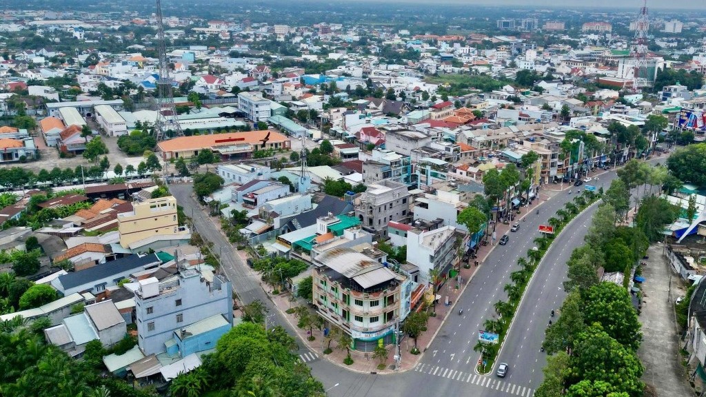 Tây Ninh: Xác định nhiều nhiệm vụ trọng tâm để phát triển 2 con số sau hợp nhất