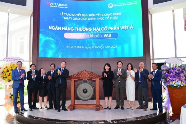 Cổ phiếu VAB của Ngân hàng Việt Á chính thức giao dịch trên sàn HOSE