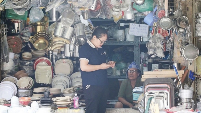 Xây dựng lộ trình “chuyển tiếp mềm” để hộ kinh doanh sẵn sàng lên doanh nghiệp