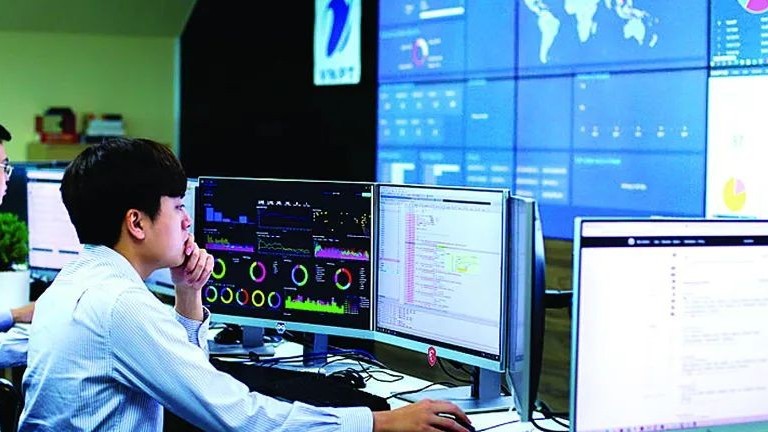 Hà Nội phát động chiến dịch "45 ngày đêm ra quân hỗ trợ hoạt động chuyển đổi số"