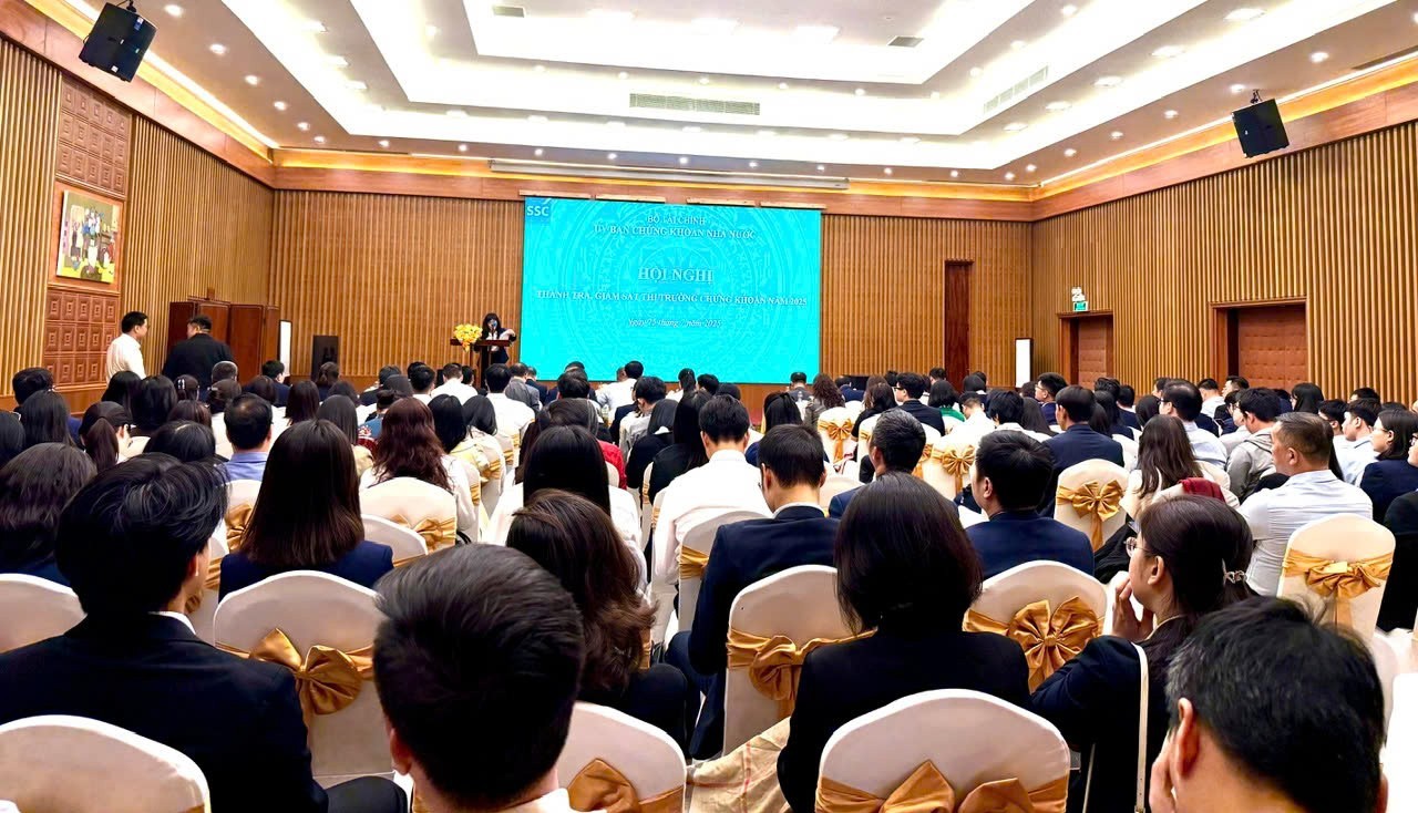 Nâng cao hiệu quả công tác thanh tra, giám sát thúc đẩy sự phát triển bền vững của thị trường chứng khoán