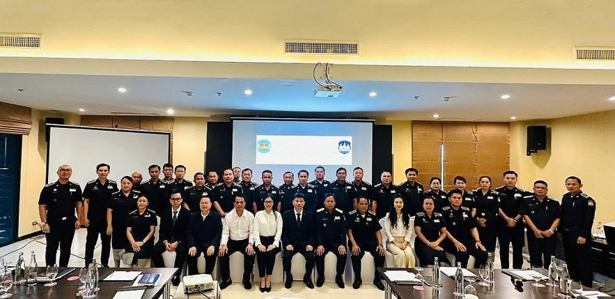 Hải quan Việt Nam giúp Hải quan Lào nâng cao năng lực chống buôn lậu