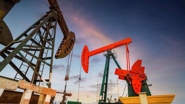 Thị trường hàng hóa: Lực bán áp đảo trên toàn bộ 5 mặt hàng nhóm năng lượng