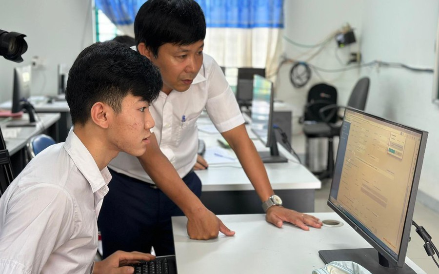 HƯỚNG DẪN NỘP LỆ PHÍ XÉT TUYỂN ĐẠI HỌC NĂM 2025