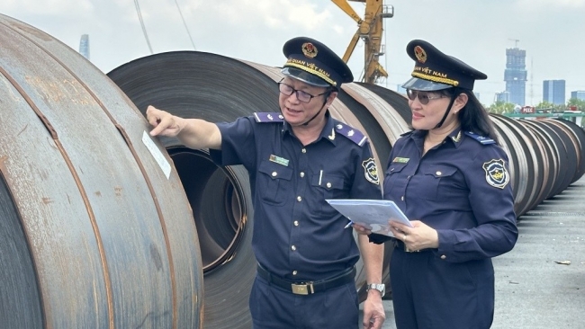 Sẽ tạm hoãn xuất cảnh với 2 chủ doanh nghiệp nợ thuế gần 10 tỷ đồng