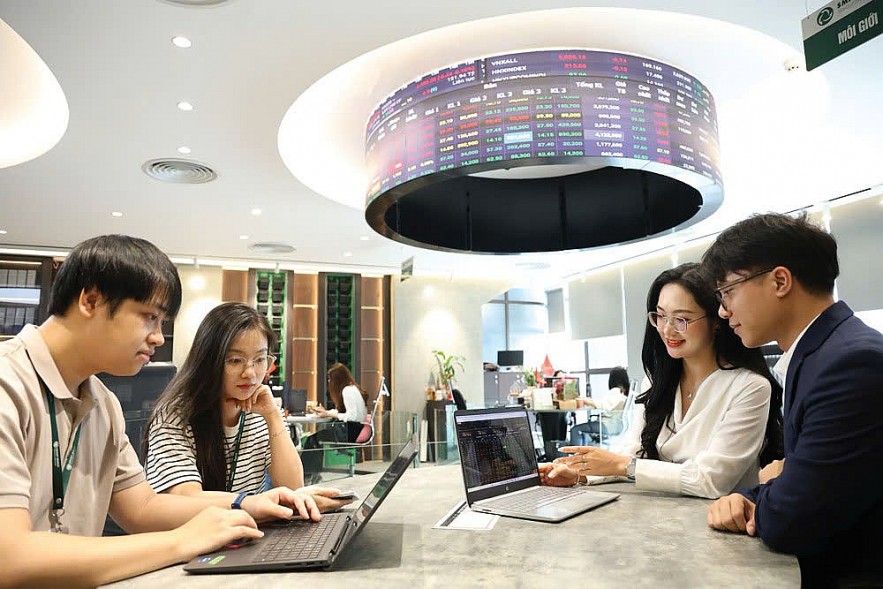 Nâng hạng - bước tiến chiến lược trong phát triển thị trường tài chính