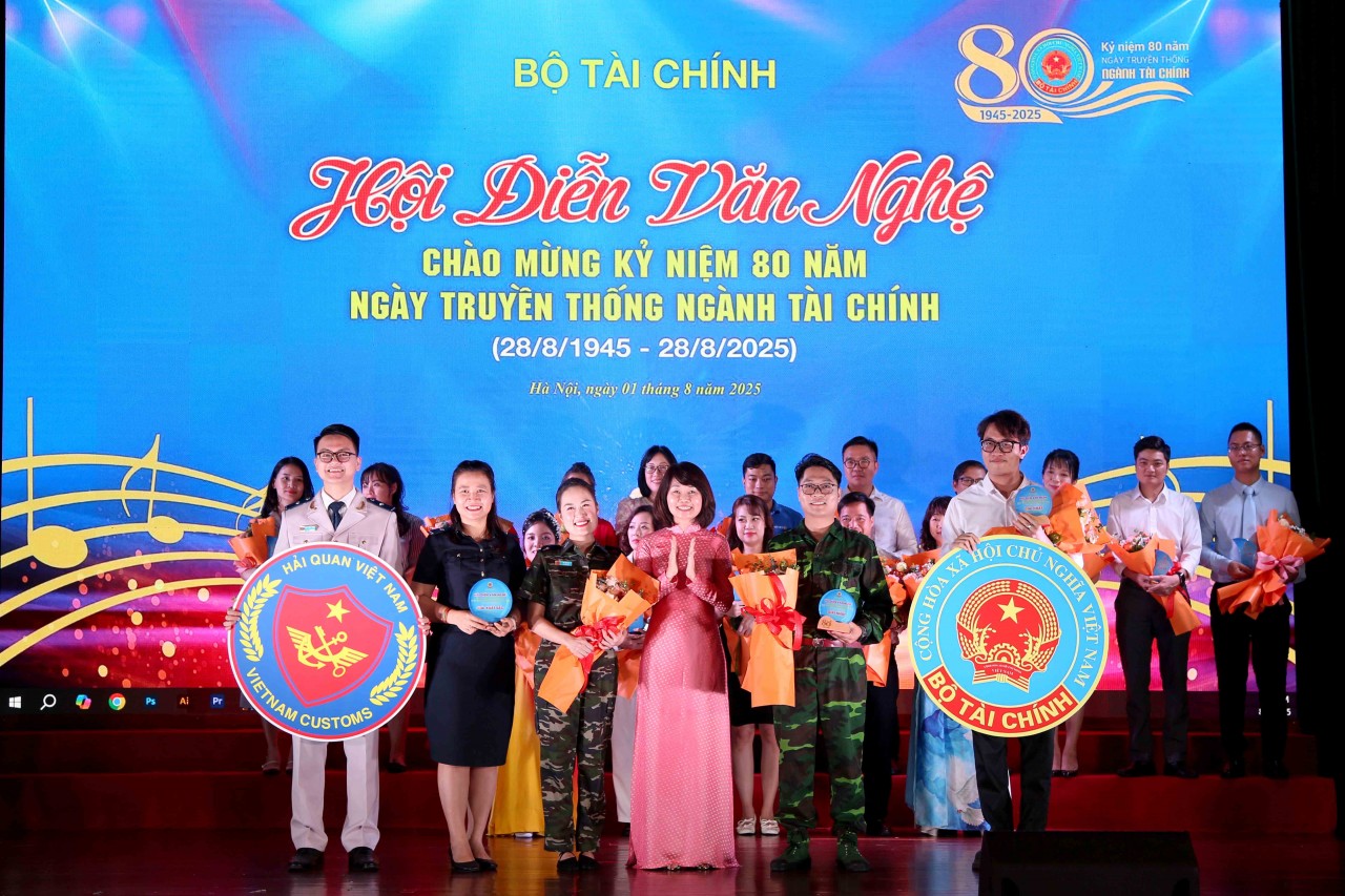 Hội diễn văn nghệ chào mừng kỷ niệm 80 năm ngày truyền thống ngành Tài chính