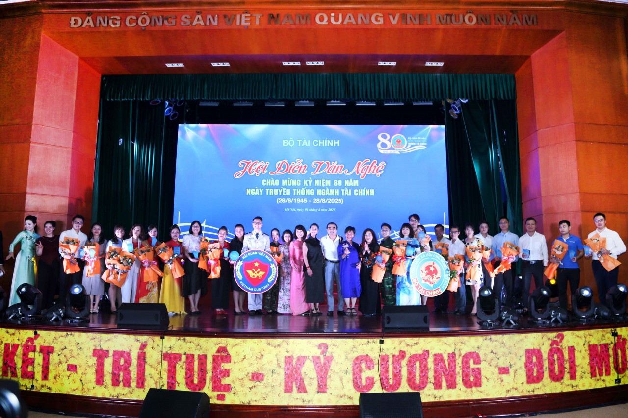 Hội diễn văn nghệ chào mừng kỷ niệm 80 năm ngày truyền thống ngành Tài chính