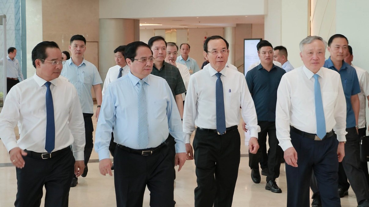 Thủ tướng Phạm Minh Chính chủ trì hội nghị triển khai Nghị quyết về Trung tâm tài chính quốc tế tại TP.HCM