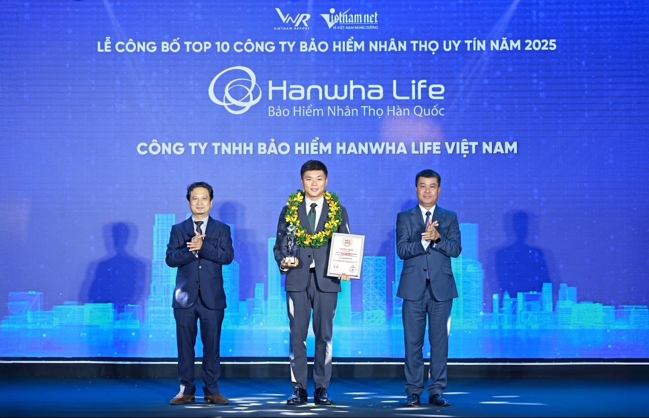 Hanwha Life Việt Nam được vinh danh trong “Top 10 Công ty Bảo hiểm nhân thọ uy tín 2025”