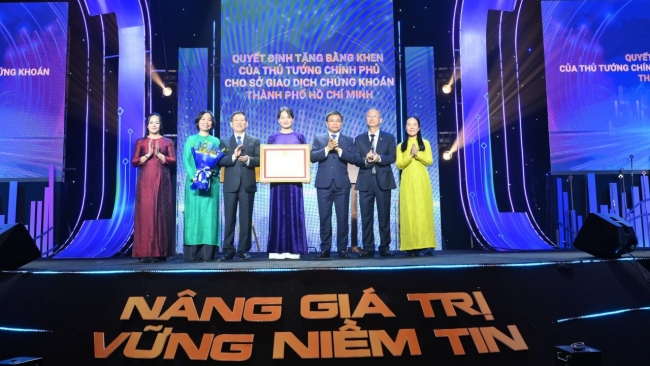 HOSE: 25 năm nỗ lực đóng góp vào sứ mệnh dẫn vốn cho nền kinh tế