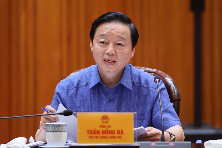 Thủ tướng: Thích ứng linh hoạt, hiệu quả với tình hình để đạt tăng trưởng 8,3-8,5%- Ảnh 3.