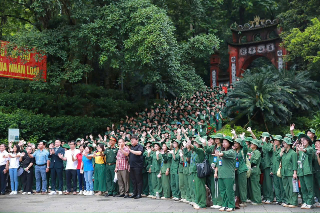 Học viện Chính sách và Phát triển tổ chức khóa học giáo dục quốc phòng cho hơn 1.700 sinh viên