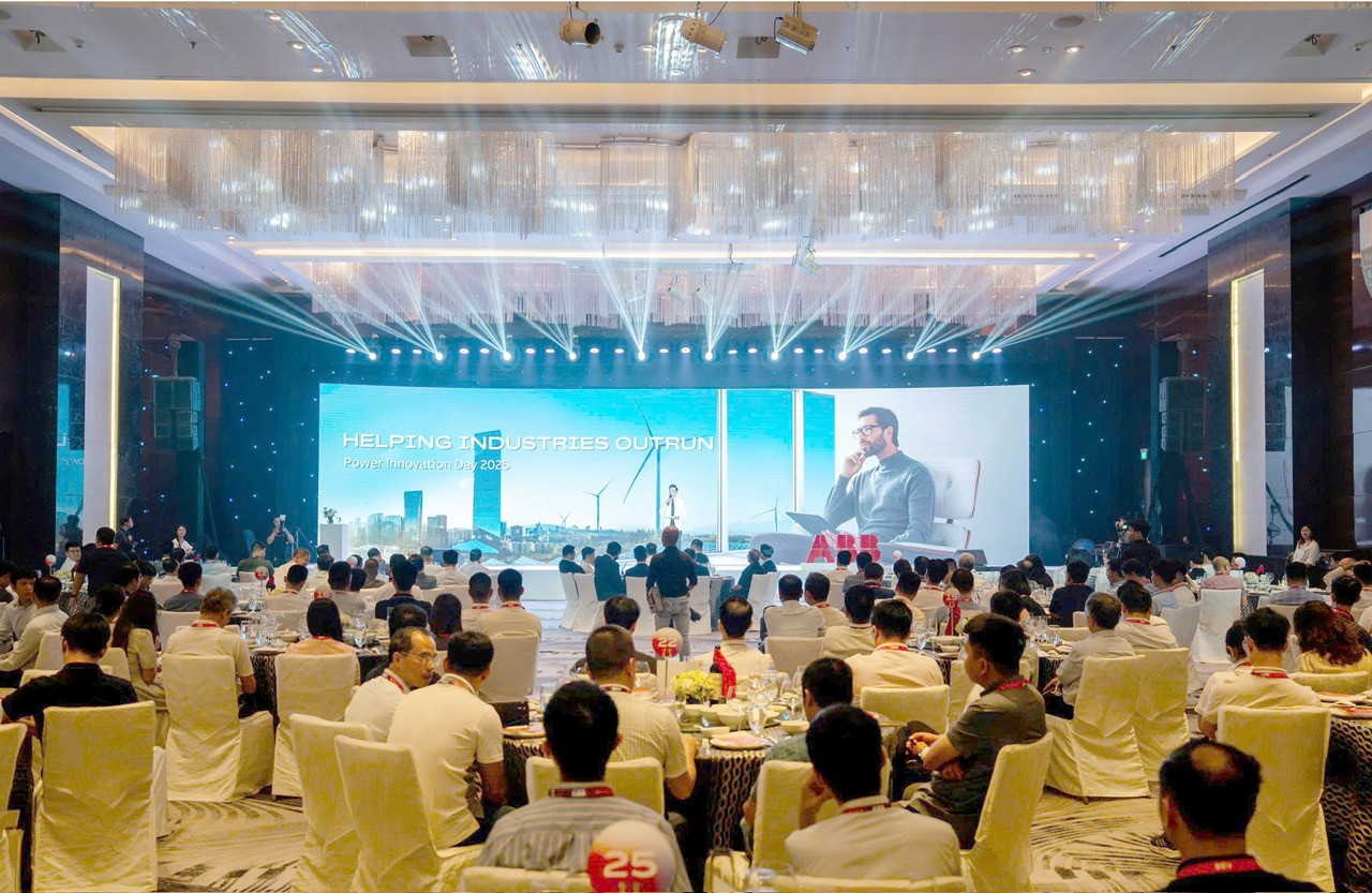 Ngày Đổi mới Công nghệ Điện 2025 trình diễn các giải pháp thông minh mới nhất của ABB