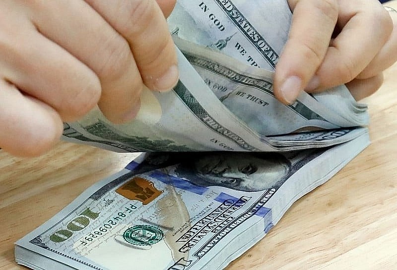 Tỷ giá USD hôm nay (7/8): Đồng USD suy yếu,