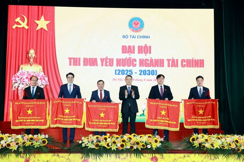 Phát huy phong trào thi đua yêu nước - động lực quan trọng thúc đẩy ngành Tài chính thực hiện thắng lợi nhiệm vụ giai đoạn 2026 - 2030