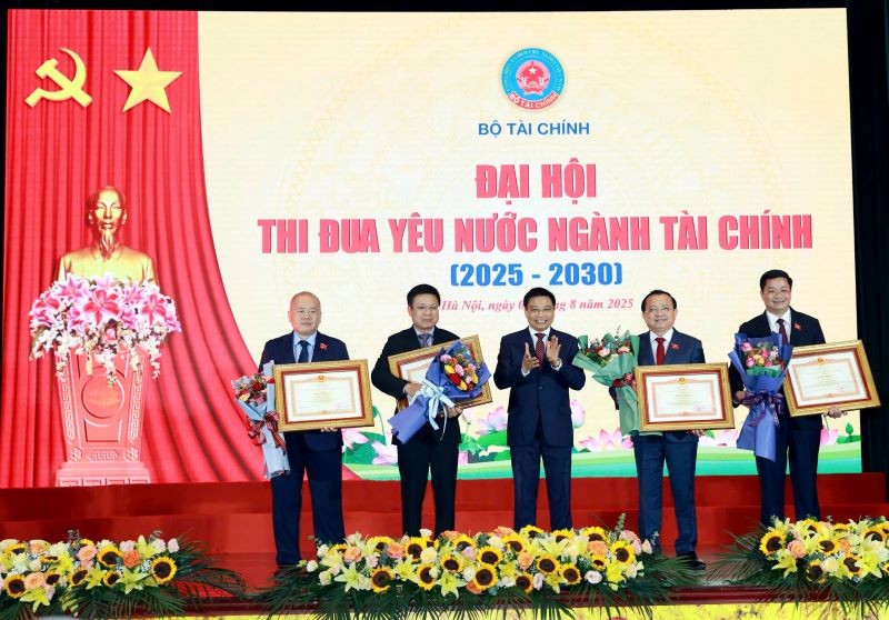 Phát huy phong trào thi đua yêu nước - động lực quan trọng thúc đẩy ngành Tài chính thực hiện thắng lợi nhiệm vụ giai đoạn 2026 - 2030