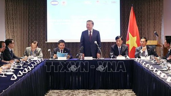 Tổng Bí thư Tô Lâm gặp mặt Mạng lưới Đổi mới sáng tạo Việt Nam tại Hàn Quốc