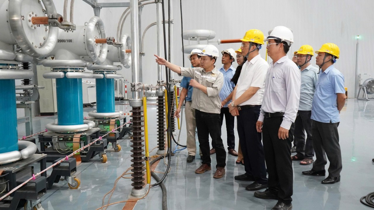 Thực hiện Nghị quyết 57-NQ/TW: Tạo đột phá từ tư duy đến hành động Thực hiện Nghị quyết 57-NQ/TW: Tạo đột phá từ tư duy đến hành động