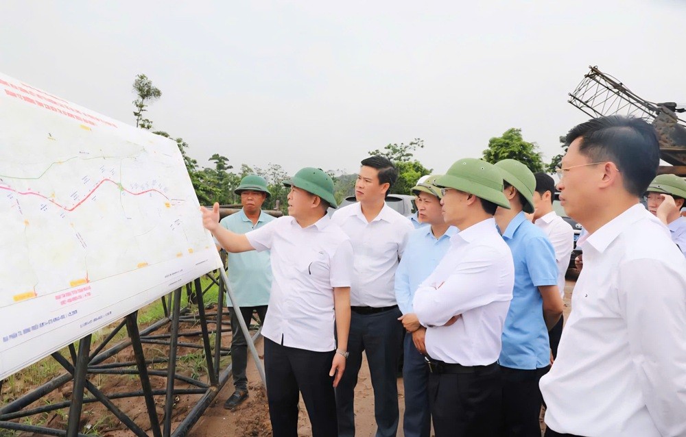 Quảng Ninh quyết liệt giải ngân đầu tư công, dấu ấn điều hành từ tổ chức Đảng trong chính quyền