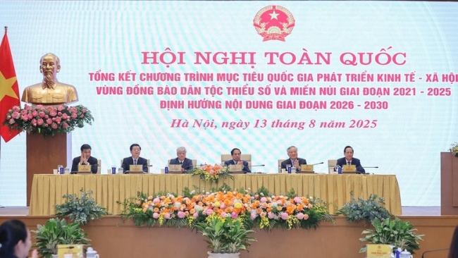 Thủ tướng chủ trì Hội nghị tổng kết Chương trình mục tiêu quốc gia phát triển kinh tế - xã hội vùng đồng bào dân tộc thiểu số và miền núi