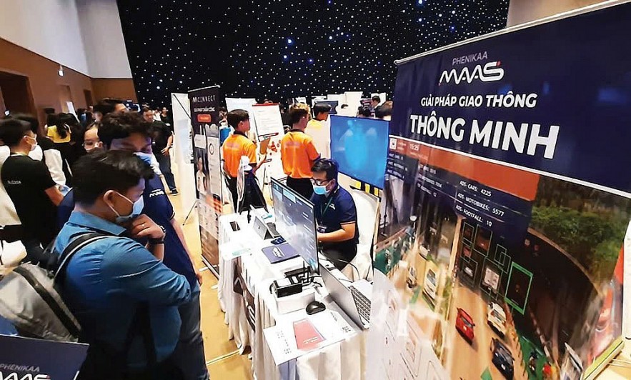 Luật Thuế thu nhập cá nhân (thay thế): Thu hút nhân lực chất lượng cao, giảm gánh nặng thủ tục Luật Thuế thu nhập cá nhân (thay thế): Thu hút nhân lực chất lượng cao, giảm gánh nặng thủ tục