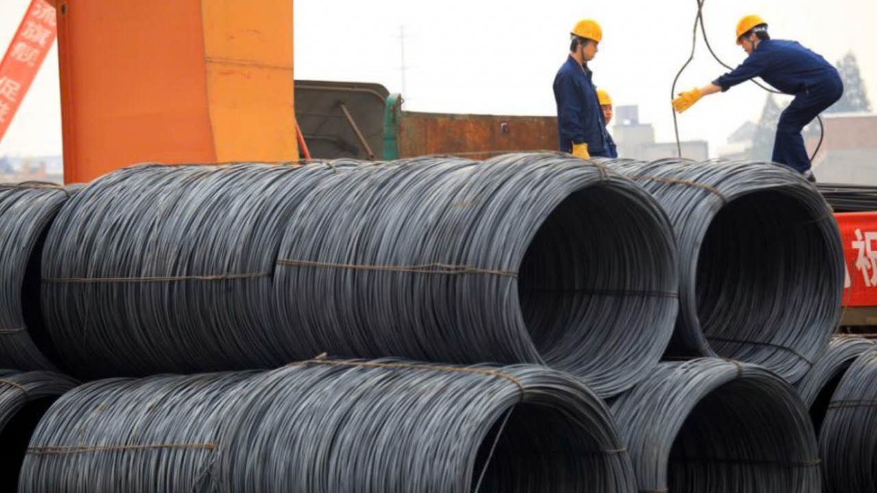 Ngày 16/8: Giá thép và quặng sắt đồng loạt giảm vì cung vượt cầu