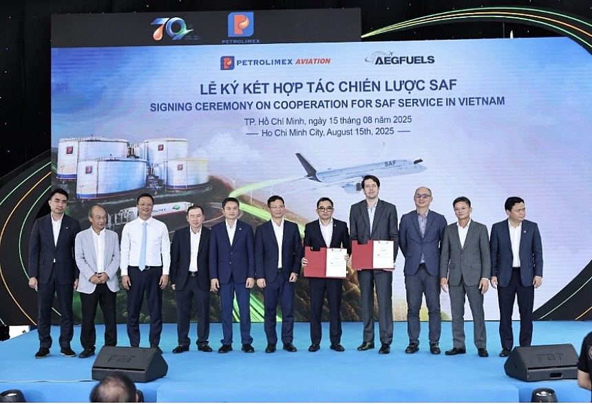 Petrolimex Aviation và Vietjet Air tiên phong xanh hoá bầu trời Việt