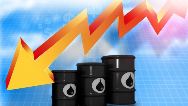 Ngày 17/8: Giá dầu thế giới tiếp đà giảm mạnh